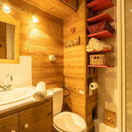 Apartment 4 Pieces, 87m², 8 Pers, Balcon, Local A Skis, Linge Et Menage Inclus - Fr-1-291-859